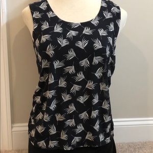 printed navy top